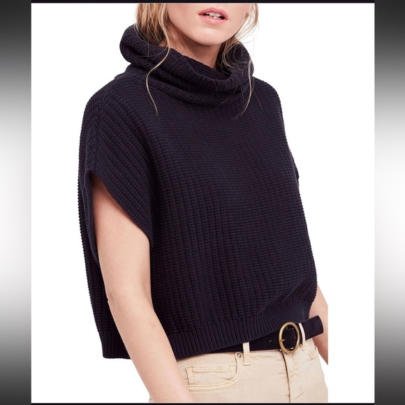 Free People Cropped Short Sleeve Pullover Turtleneck Sweater Navy Blue Small - Picture 1 of 9